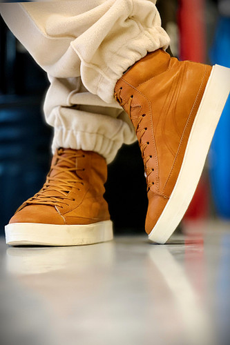 کفش مردانه ساقدار چرم مدل پوما