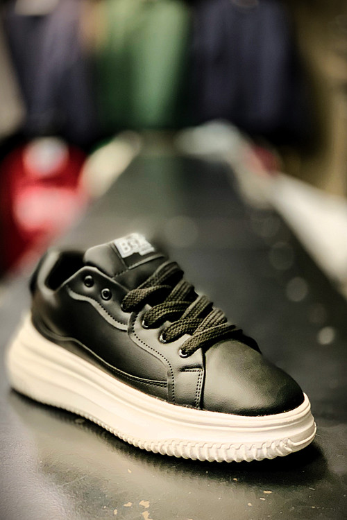 ونس مردانه برشکا مشکی